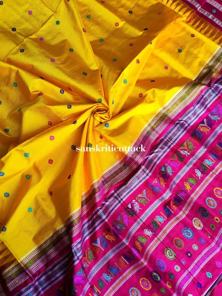 Lightweight and Comfortable Dolabedi Silk Saree