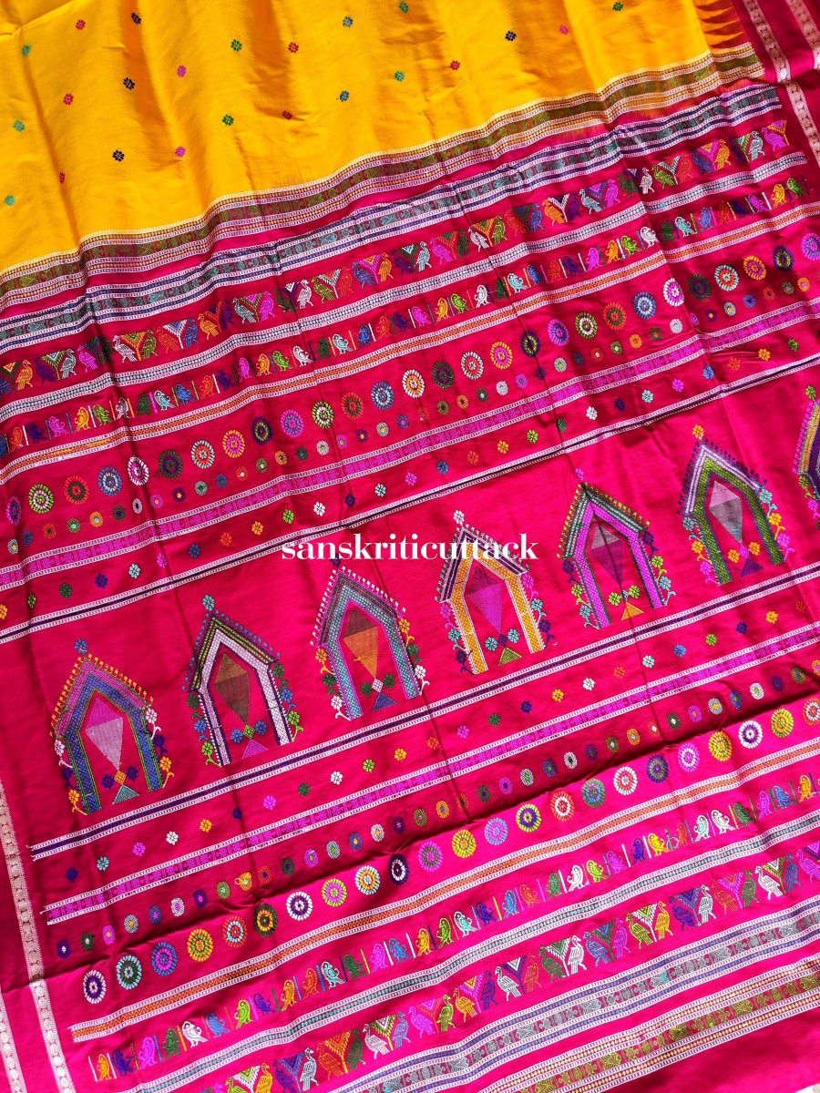 Shop the Exquisite Handloom Dolabedi Silk Saree
