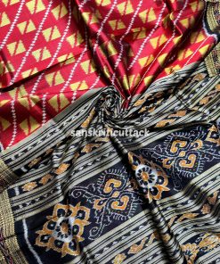 Stylish yet traditional Khandua Pata saree for festivals