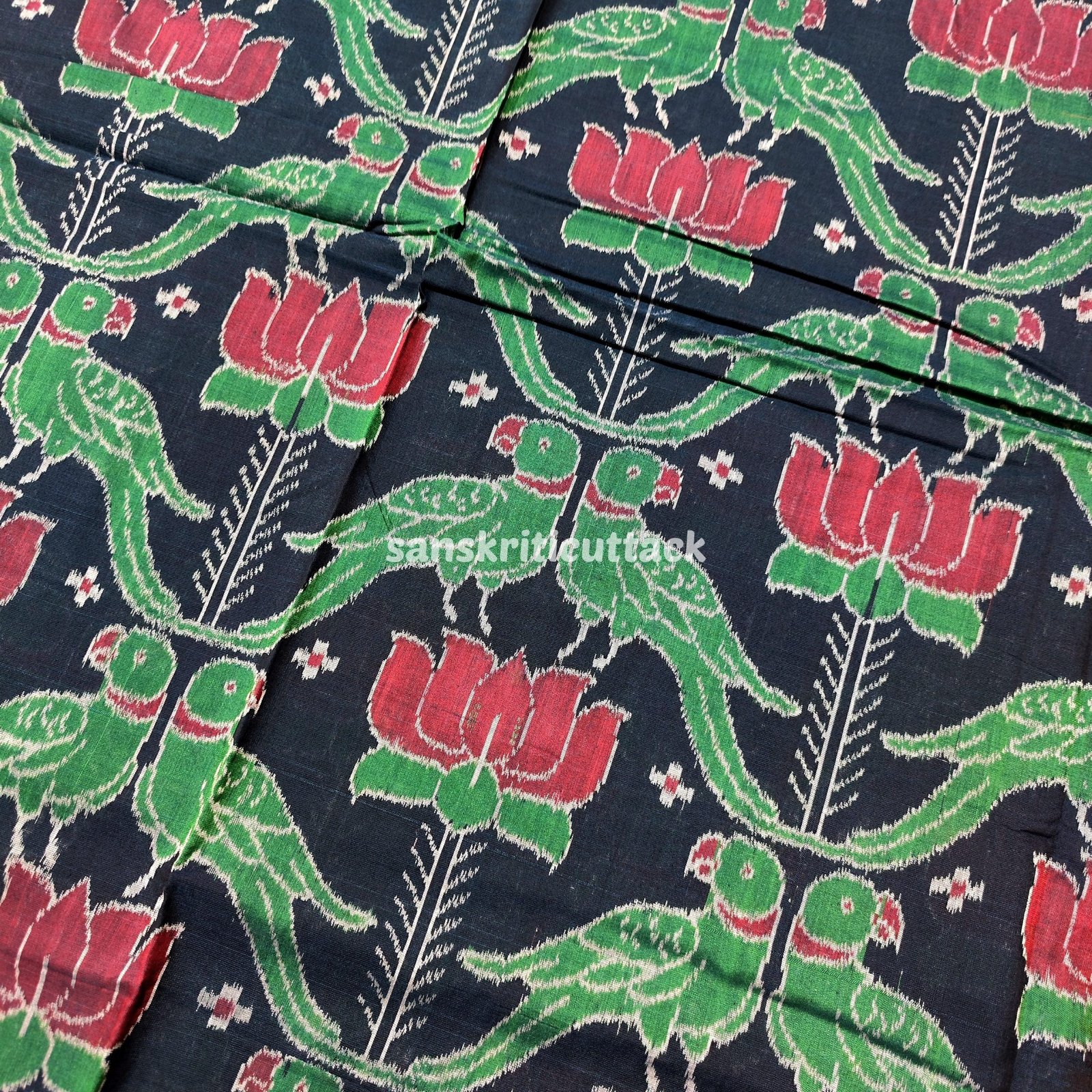 Lotus Parrot Cotton Sambalpuri Saree in Blue and Red - Image 7