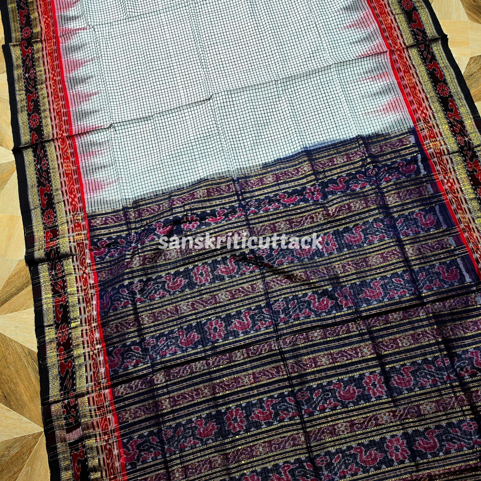 Off-white Black Sachipar Cotton Saree without Blouse - Image 2