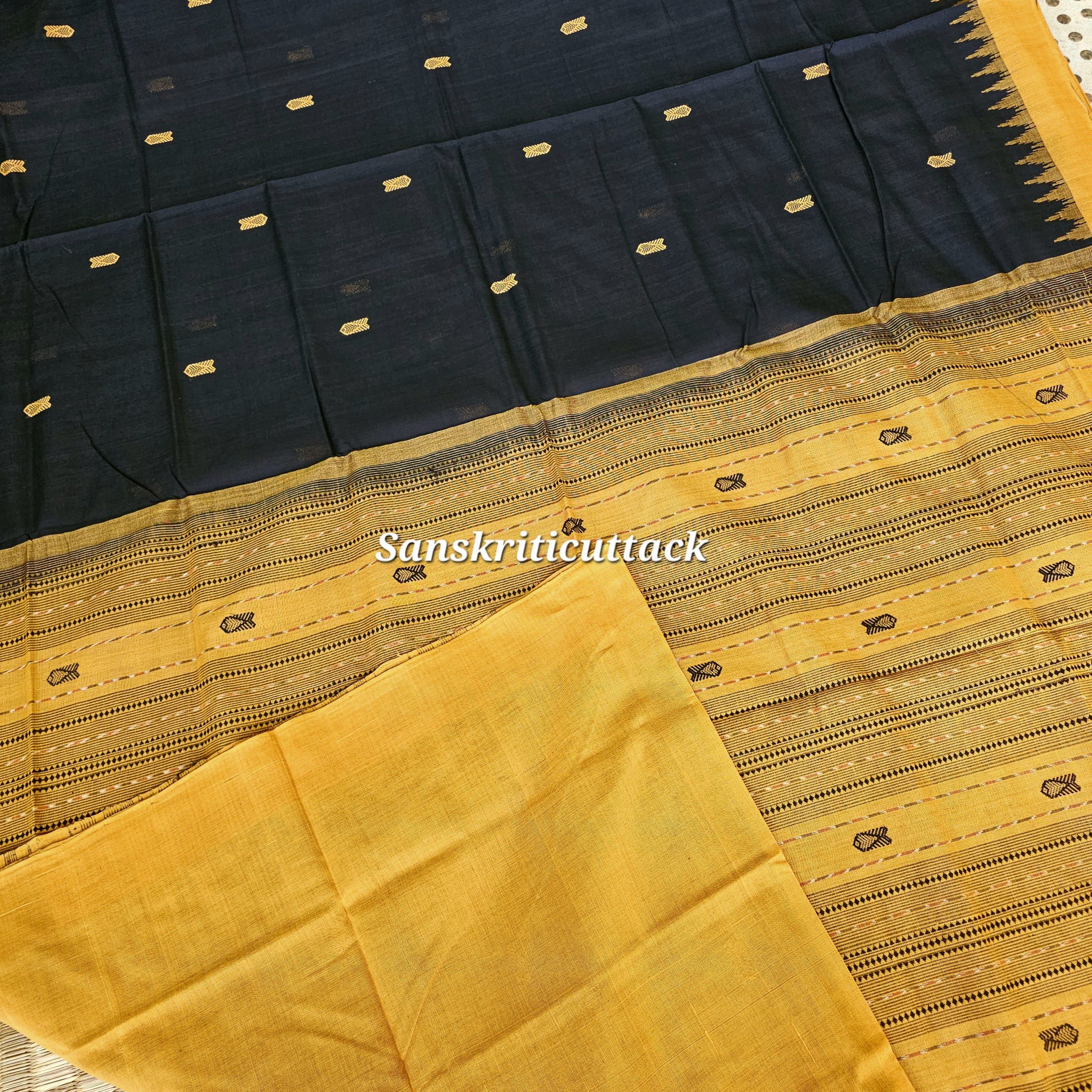 20260208_152917(1) Pure Cotton Phoda Kumbha Saree Pallu & Blouse Piece