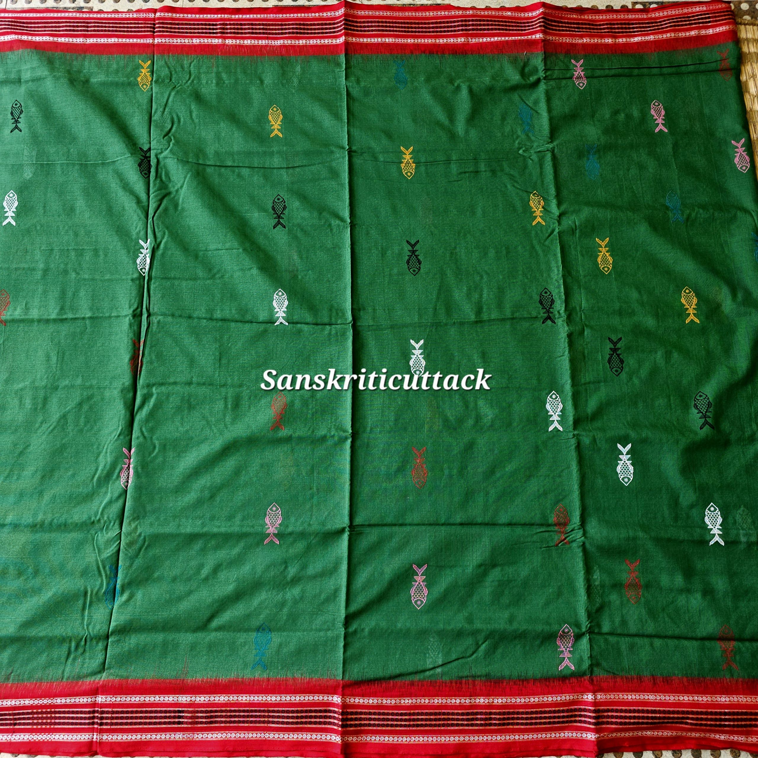 20260208_153701(1) Extra Weft Fish Design Habaspuri Handloom Saree