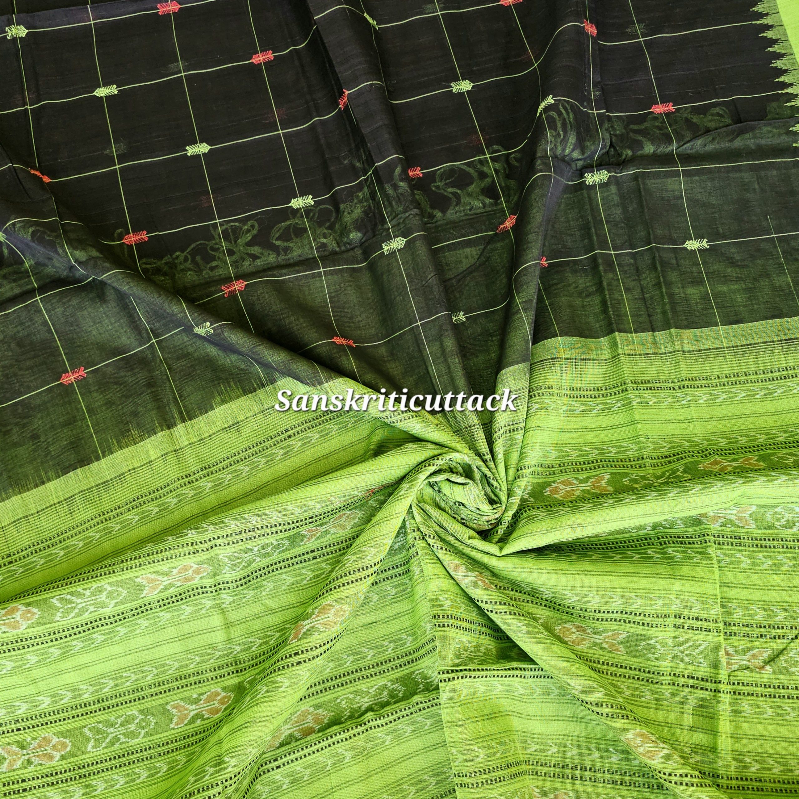 Classic Handloom Cotton Saree